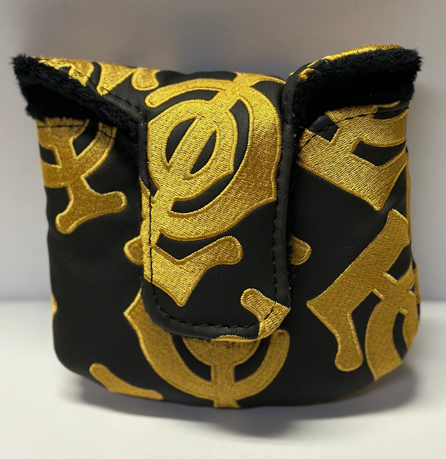 EP Dancing OTC Putter Cover